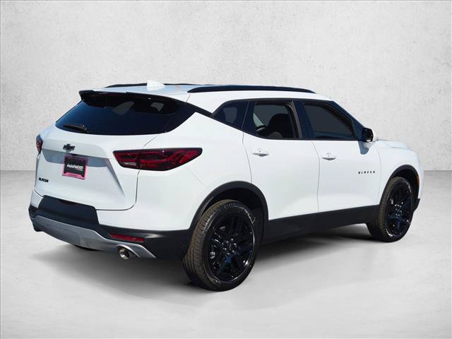 New 2026 Chevrolet Blazer LT w/ Convenience Package FWD image 2