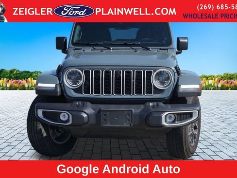 Used 2024 Jeep Wrangler Unlimited Sahara AWD/4WD image 8