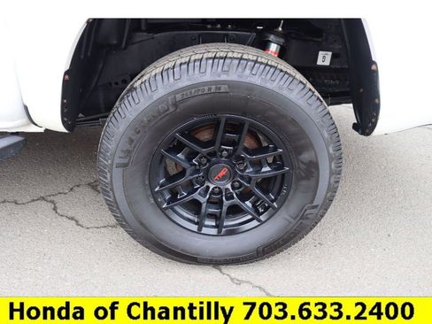 Used 2017 Toyota Tacoma SR w/ Tow Package image 24