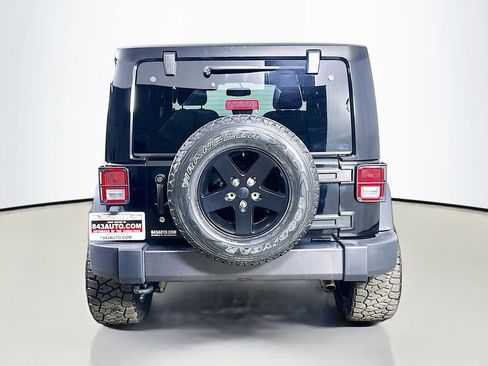 Used 2016 Jeep Wrangler Sport AWD/4WD image 6
