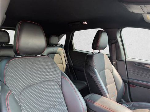 Used 2025 Ford Escape ST-Line FWD image 28