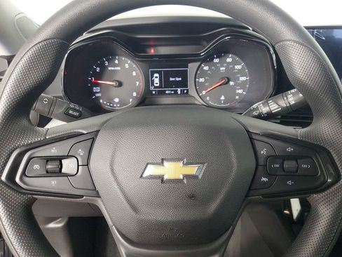 Used 2026 Chevrolet Trax LS w/ LS Convenience Package FWD image 22