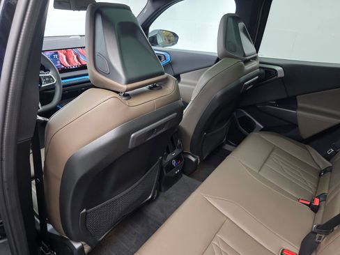 Used 2025 BMW X3 xDrive30i AWD/4WD image 15