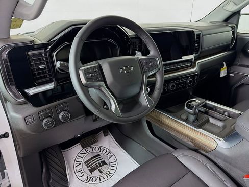 New 2026 Chevrolet Silverado 1500 RST AWD/4WD image 9