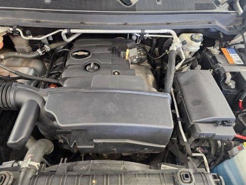 Used 2015 Chevrolet Colorado W/T RWD image 27