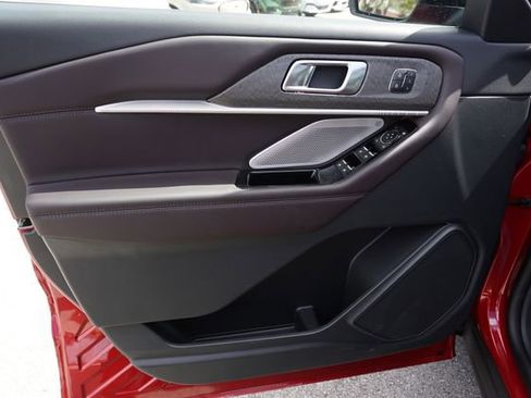 New 2026 Ford Explorer Platinum image 28