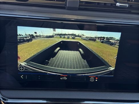 New 2026 GMC Sierra 2500 AT4 w/ AT4 Premium Plus Package image 21