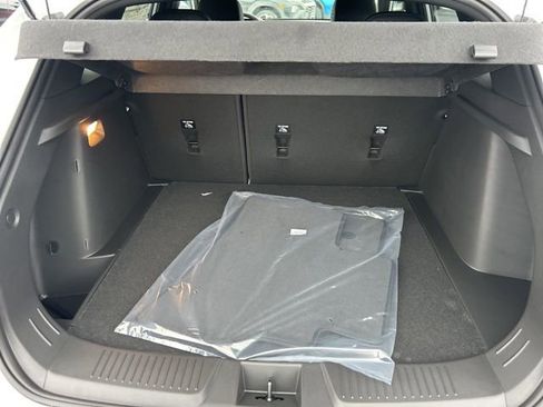 New 2026 Chevrolet Trax RS w/ Sunroof Package image 22