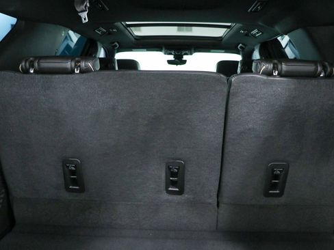 Used 2022 Chevrolet Tahoe Premier RWD image 35
