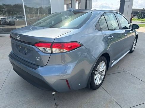 Used 2025 Toyota Corolla LE w/ LE Premium Package AWD/4WD image 7