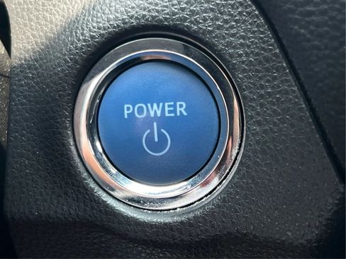Used 2022 Toyota RAV4 XLE w/ Convenience Package AWD/4WD image 40
