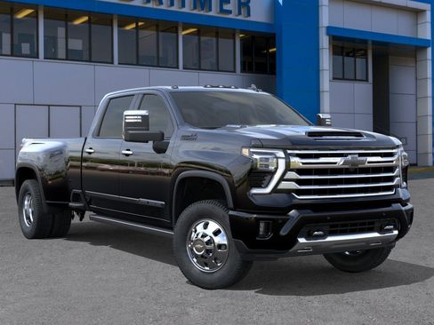 New 2026 Chevrolet Silverado 3500 High Country w/ High Country Premium Package AWD/4WD image 21