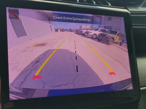 Used 2025 Jeep Grand Cherokee L Limited image 21