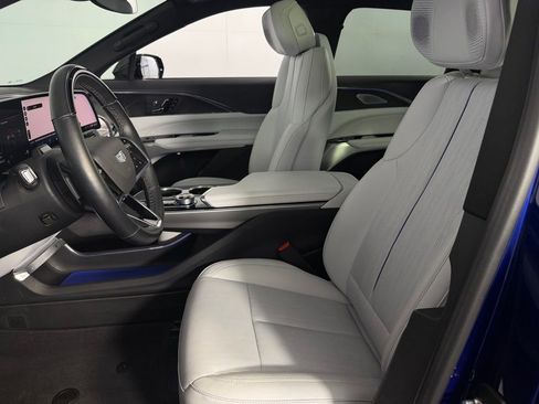 Used 2024 Cadillac Lyriq Luxury RWD image 23