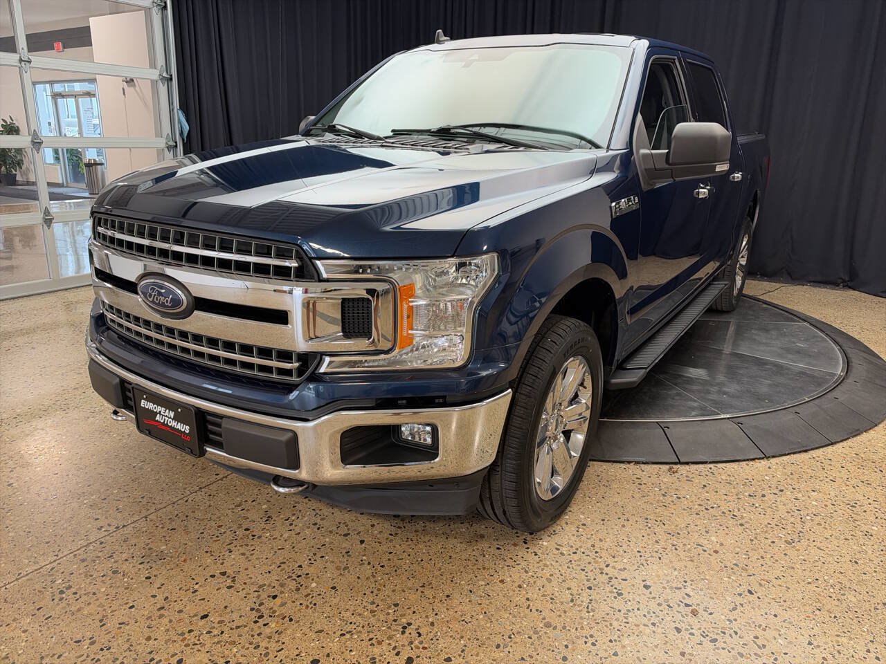 Used 2020 Ford F150 XLT w/ Equipment Group 302A Luxury AWD/4WD image 2