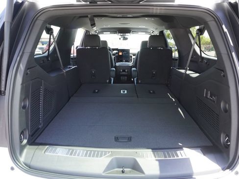 New 2026 GMC Yukon XL AT4 w/ Premium Trailering Package AWD/4WD image 9
