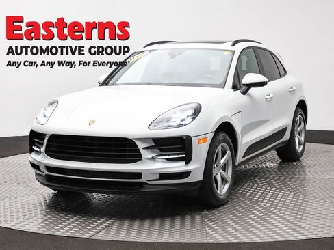 Used 2021 Porsche Macan AWD/4WD image 1