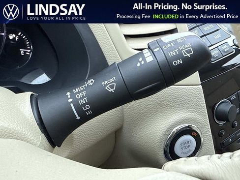 Used 2017 INFINITI QX70 AWD w/ Premium Package image 21