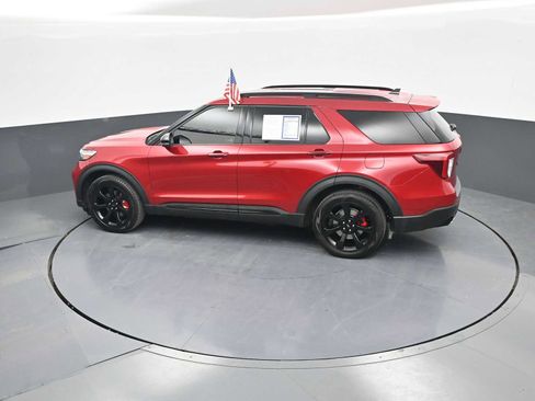 Used 2023 Ford Explorer ST w/ Equipment Group 401A AWD/4WD image 32