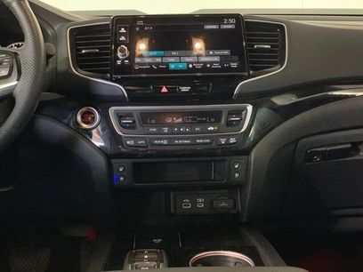 Used 2025 Honda Ridgeline Black Edition
