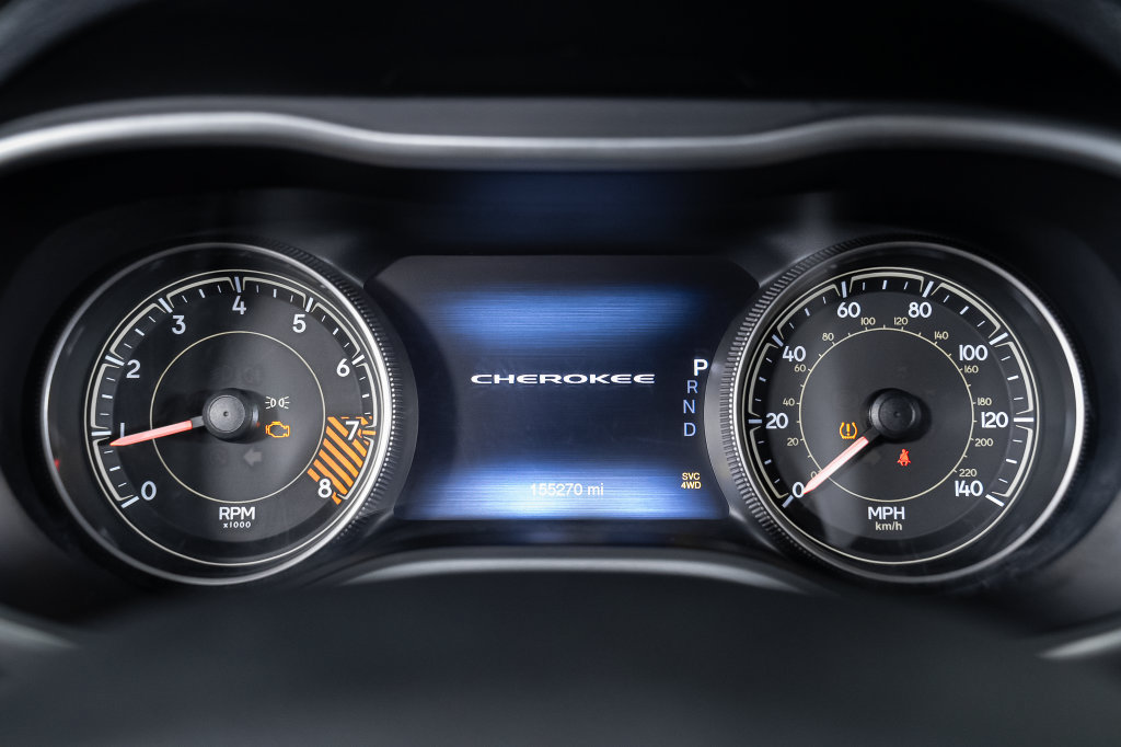 Used 2014 Jeep Cherokee Limited AWD/4WD image 26