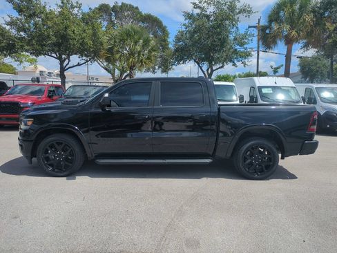 Used 2022 RAM 1500 Laramie AWD/4WD image 9