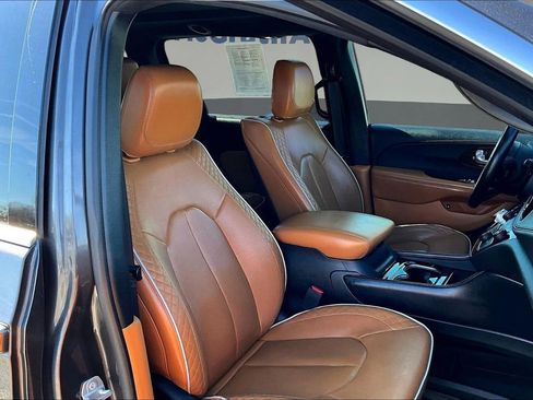 Used 2022 Chrysler Pacifica Pinnacle image 28