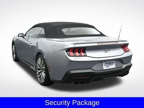 Used 2025 Ford Mustang GT Premium image 15