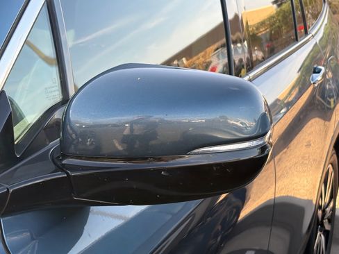 Used 2019 Honda Pilot Touring image 7