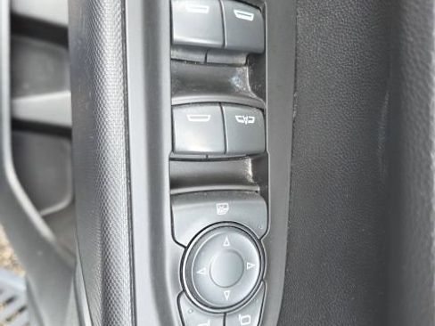 Used 2020 Chevrolet Silverado 1500 Custom w/ Custom Value Package image 44