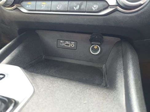 Used 2025 Nissan Altima 2.5 SV FWD image 20