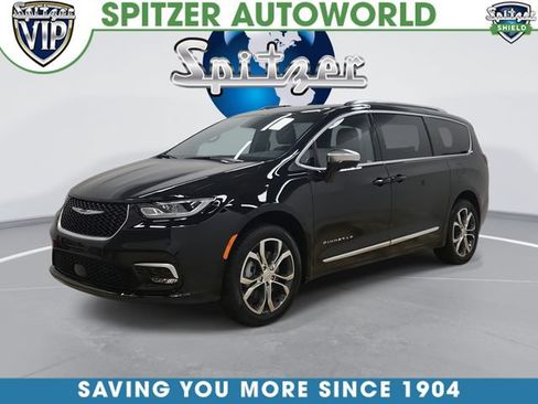 New 2026 Chrysler Pacifica Pinnacle AWD/4WD image 1