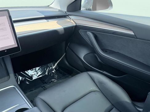 Used 2023 Tesla Model 3 Standard Range RWD image 41