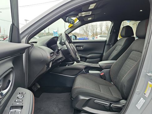 Used 2023 Honda HR-V Sport image 14