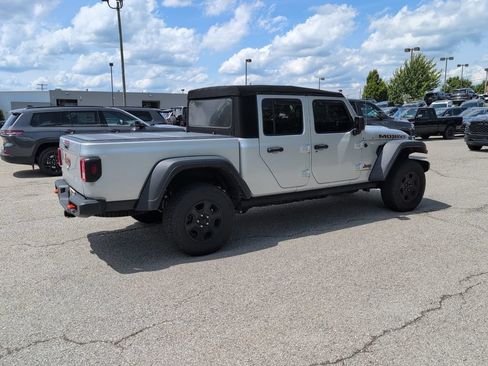 Used 2023 Jeep Gladiator Mojave w/ Cold Weather Group AWD/4WD image 5