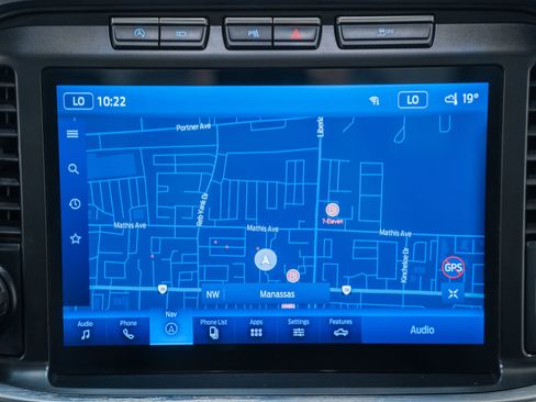 Certified 2023 Ford F150 Lariat w/ Equipment Group 502A High image 27