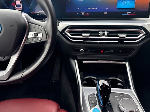 Used 2022 BMW i4 eDrive40 w/ Premium Package image 29