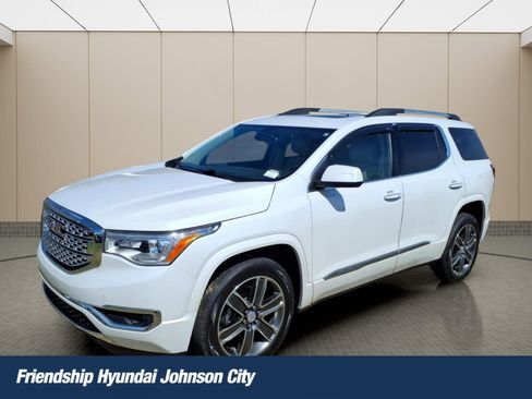 Used 2019 GMC Acadia Denali image 1