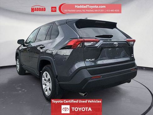 Certified 2022 Toyota RAV4 LE AWD/4WD image 3