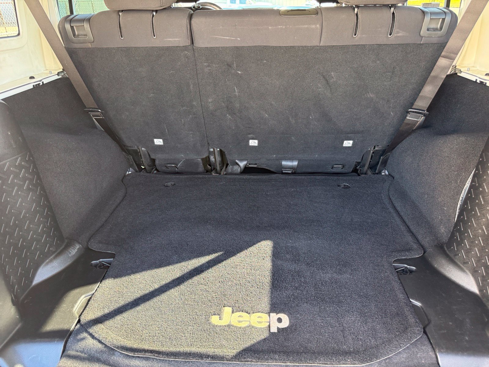 Used 2013 Jeep Wrangler Unlimited Sport AWD/4WD image 20