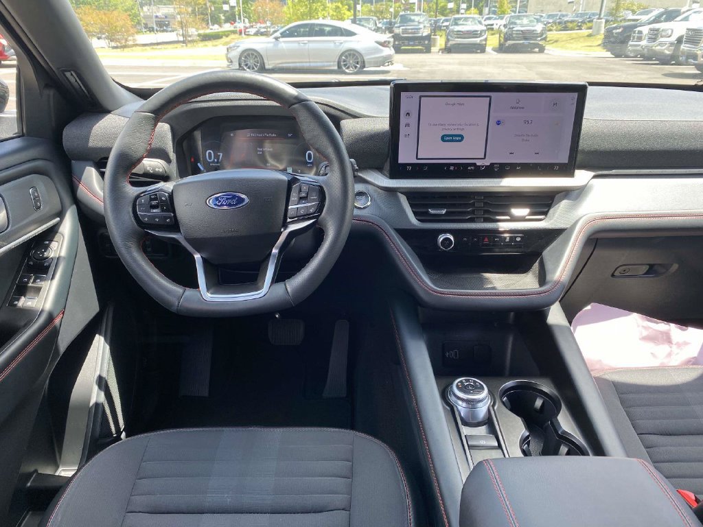 Used 2026 Ford Explorer ST-Line AWD/4WD image 6