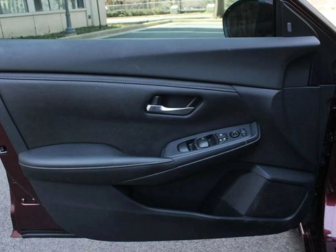 Used 2022 Nissan Sentra SV w/ All-Weather Package FWD image 16