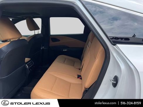 Used 2024 Lexus RX 350 Premium w/ Cold Area Package AWD/4WD image 16