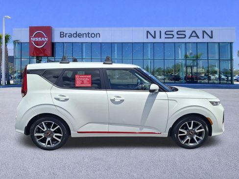 Used 2020 Kia Soul GT-Line w/ GT 2.0L Power Sunroof Package FWD image 4