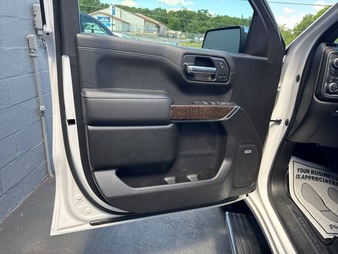 Used 2020 GMC Sierra 1500 Denali w/ Denali Ultimate Package AWD/4WD image 18