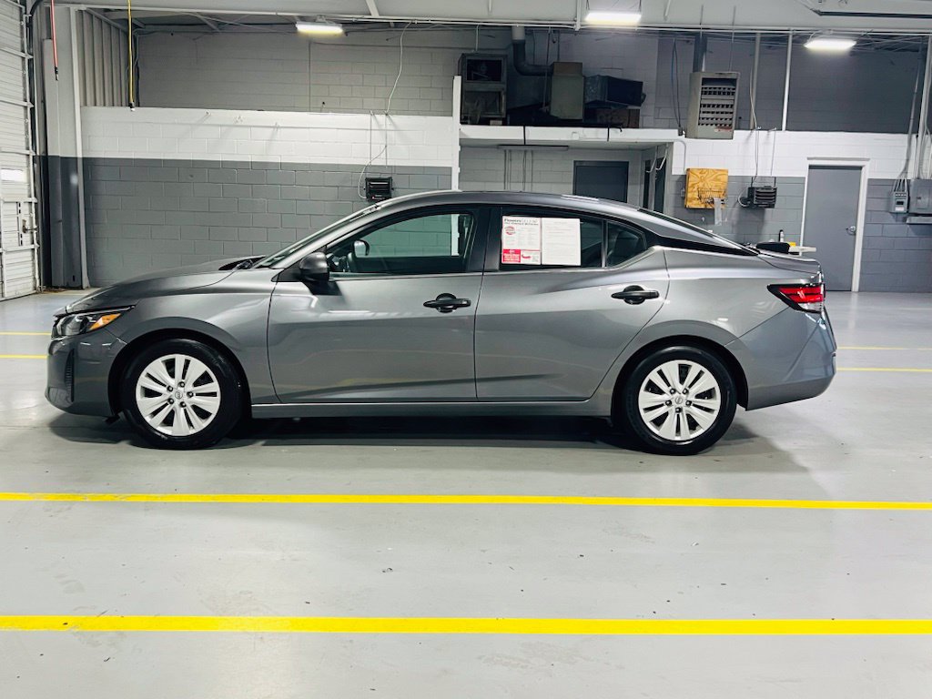 Used 2025 Nissan Sentra S FWD image 14