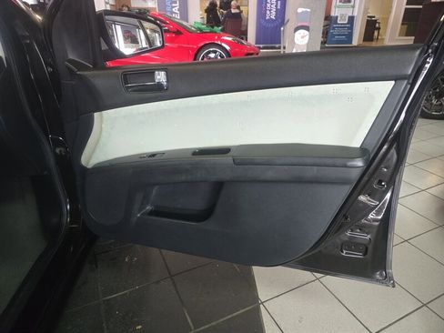 Used 2010 Nissan Sentra 2.0 S w/ Convenience Pkg image 12