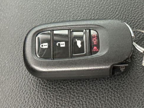 Used 2025 Honda CR-V LX image 28