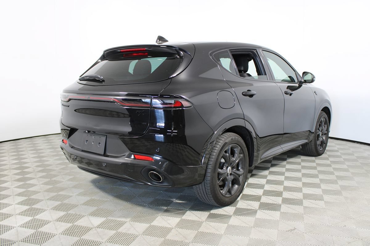 Used 2024 Dodge Hornet R/T Plus w/ R/T Blacktop Package AWD/4WD image 6
