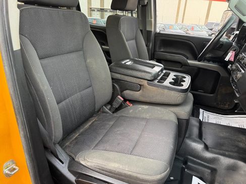 Used 2018 Chevrolet Silverado 2500 LT image 27